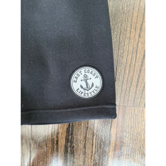 East Coast Lifestyle men's fleece shorts with tie closure (size M) NWOT - Picture 3 of 4